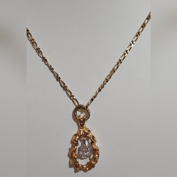 VINTAGE 80'S GOLD TONE 24 Inch FIGUERO NECKLACE WITH STUNNING CZ NUGGET PENDANT. - Picture 6 of 6